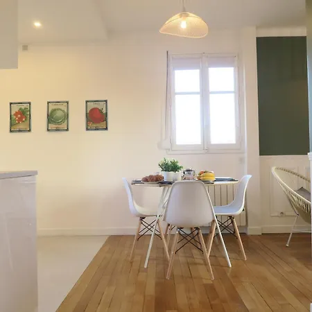 Apartment Special Jo 2pieces De 44 M2 2 Rooms, 44m2 Furnished Flat, Versailles